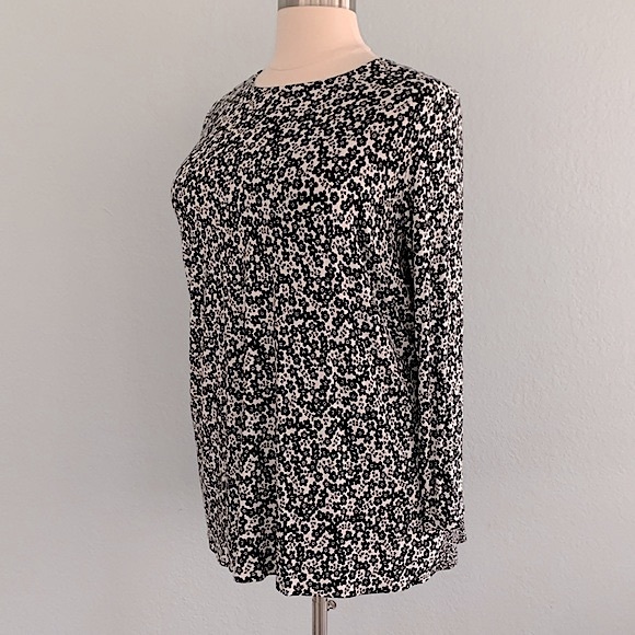 J Jill Wearever Multi Print Cape Back Tunic - Picture 6 of 14